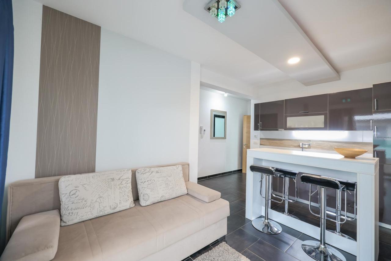 Boutique Apartments Ad Astra Бибине Екстериор снимка