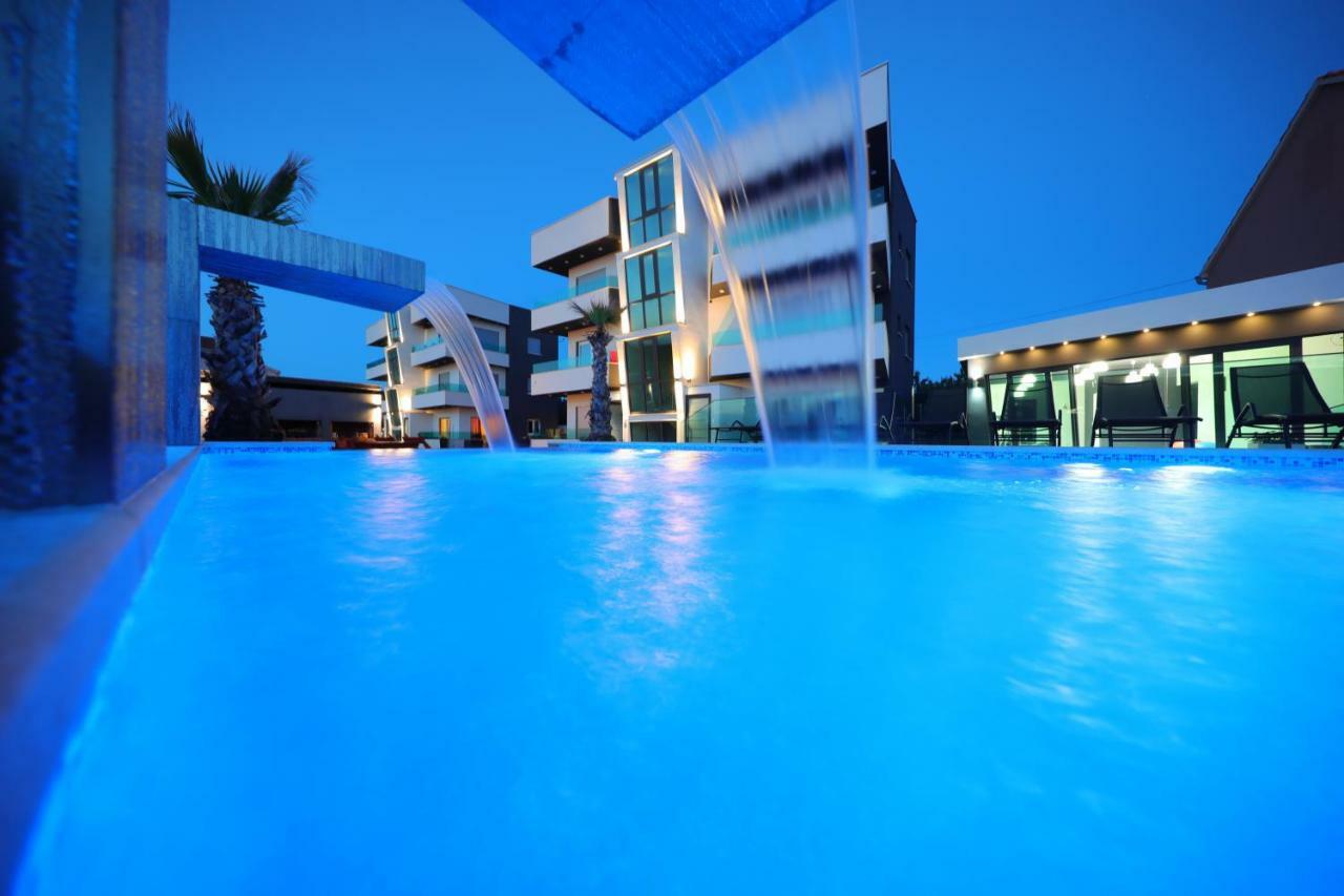 Boutique Apartments Ad Astra Бибине Екстериор снимка